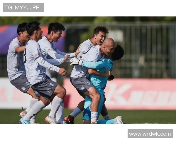 谭龙在足协杯中的精彩表现助力球队晋级引发球迷热议与期待