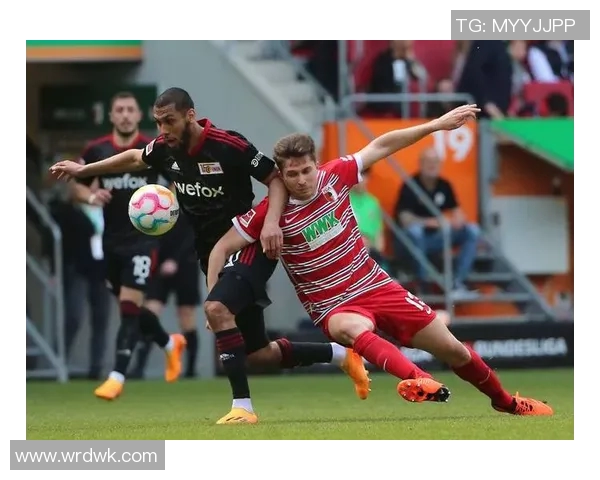 奥格斯堡小胜领跑，逆袭倒数第一！