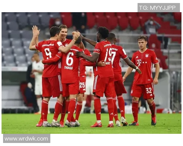 拜仁慕尼黑蝉联德甲榜首,积分优势压制竞争对手 拜仁慕尼黑蝉联德甲榜首,积分优势压制竞争对手